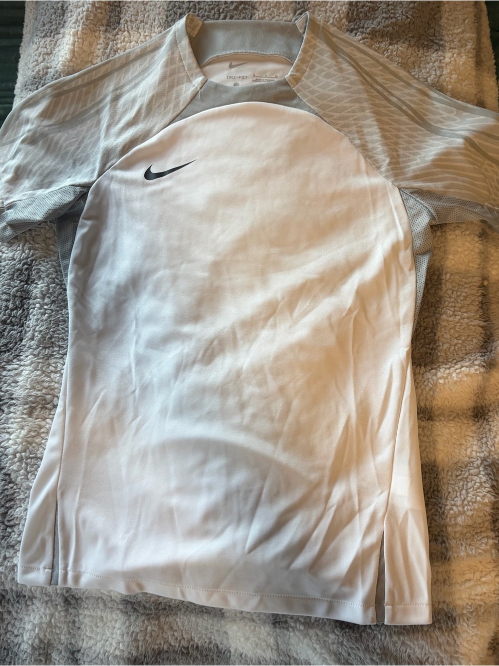 Nike White and Light Gray Short Sleeve Athletic Tee
